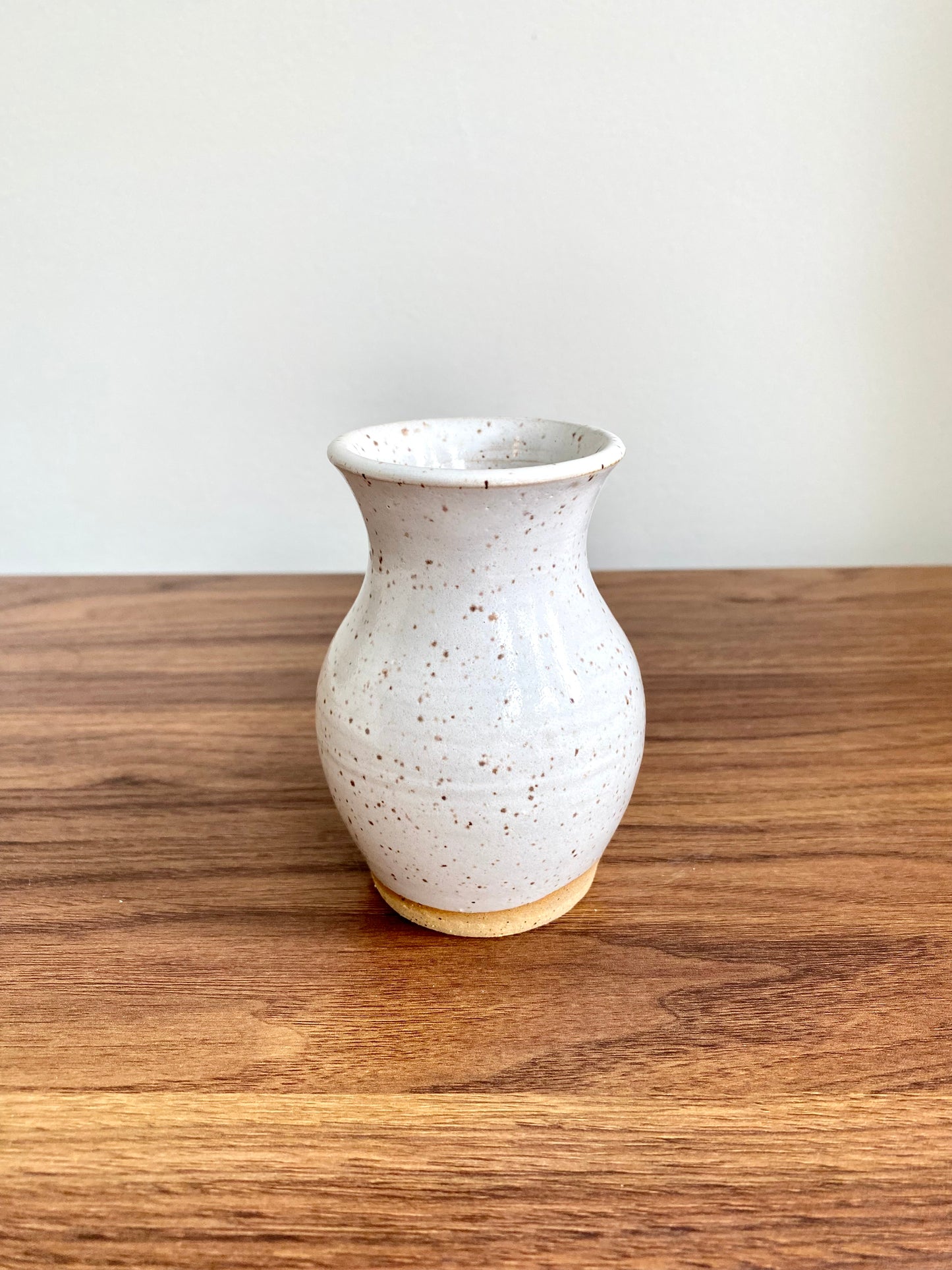 Small-medium Stoneware Vase