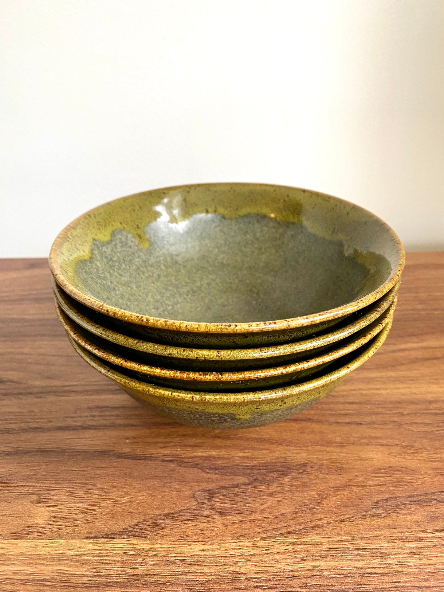 Small-medium stoneware bowls (set of 4)