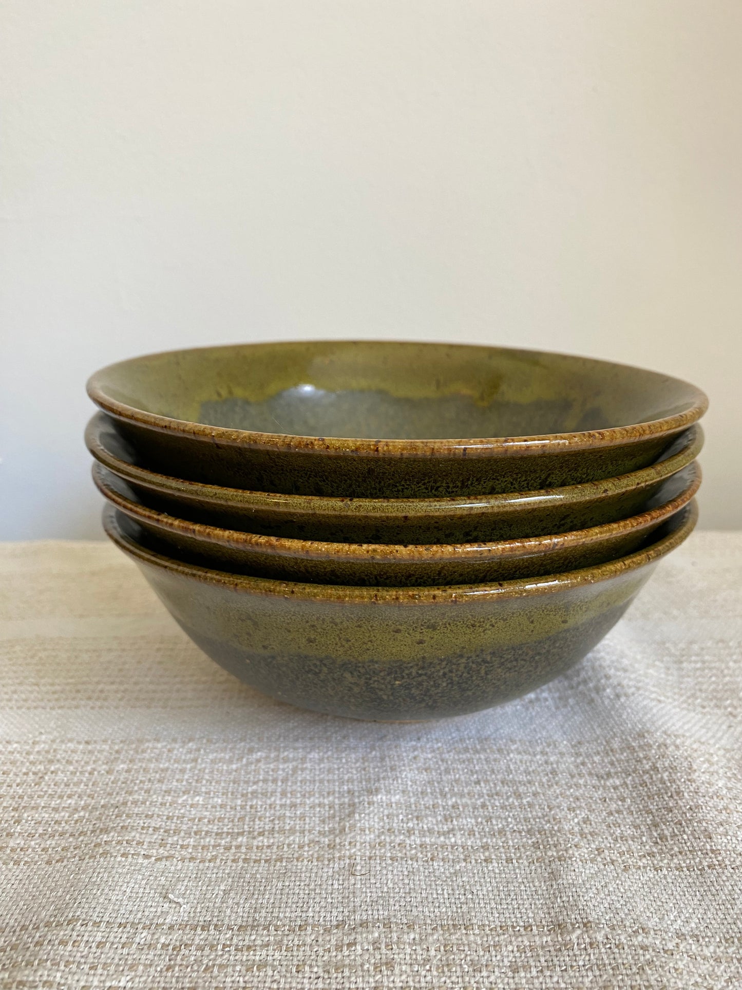 Small-medium stoneware bowls (set of 4)