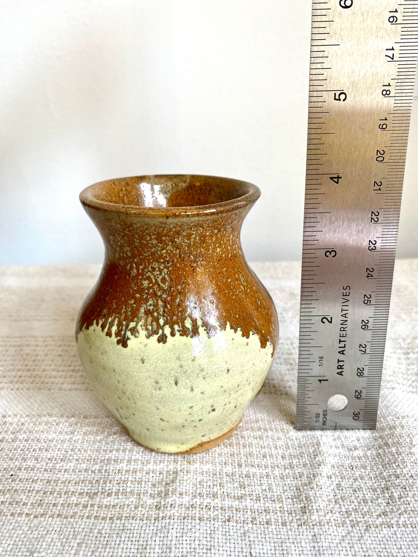 Small-medium Stoneware Vase