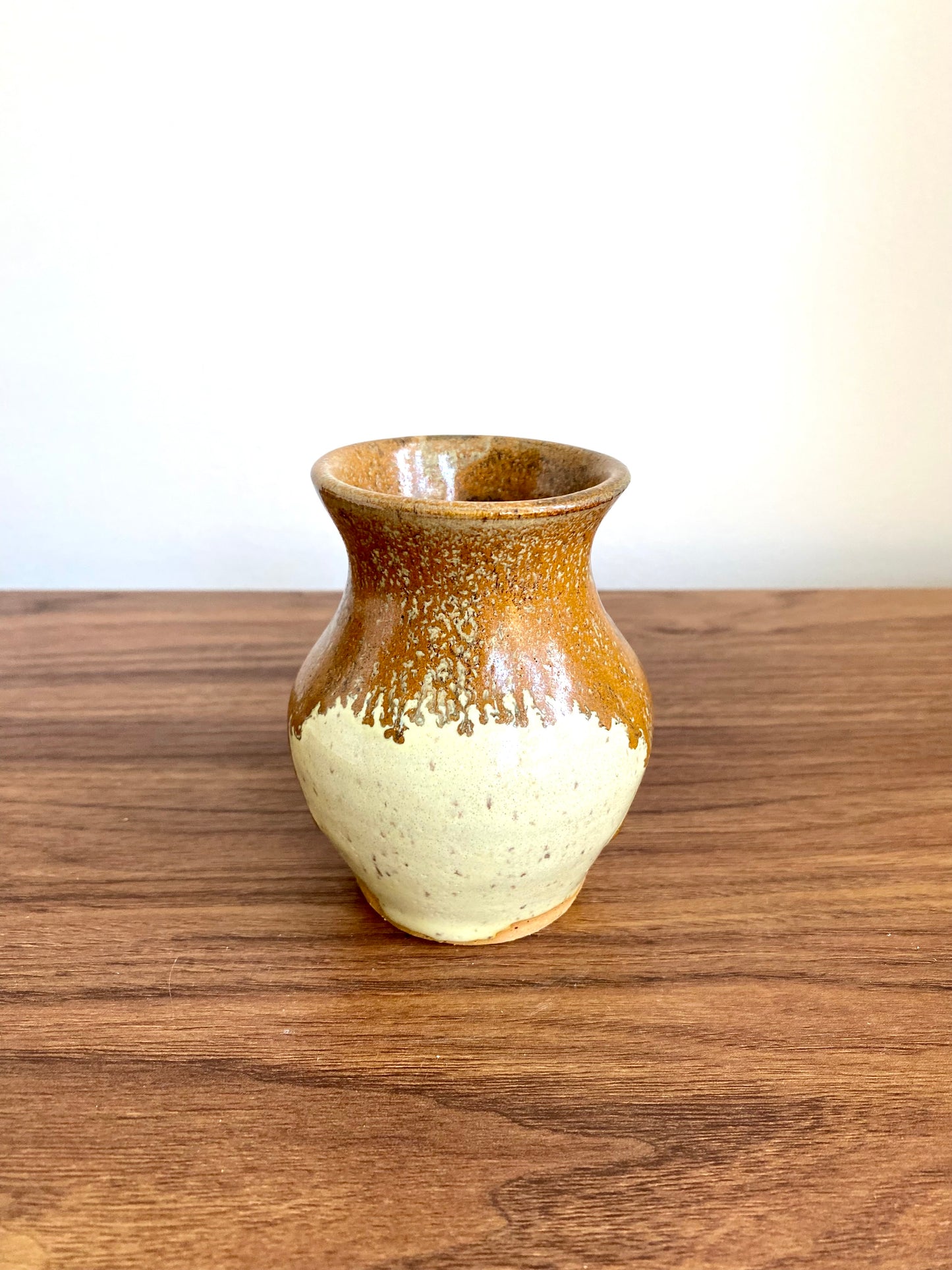 Small-medium Stoneware Vase