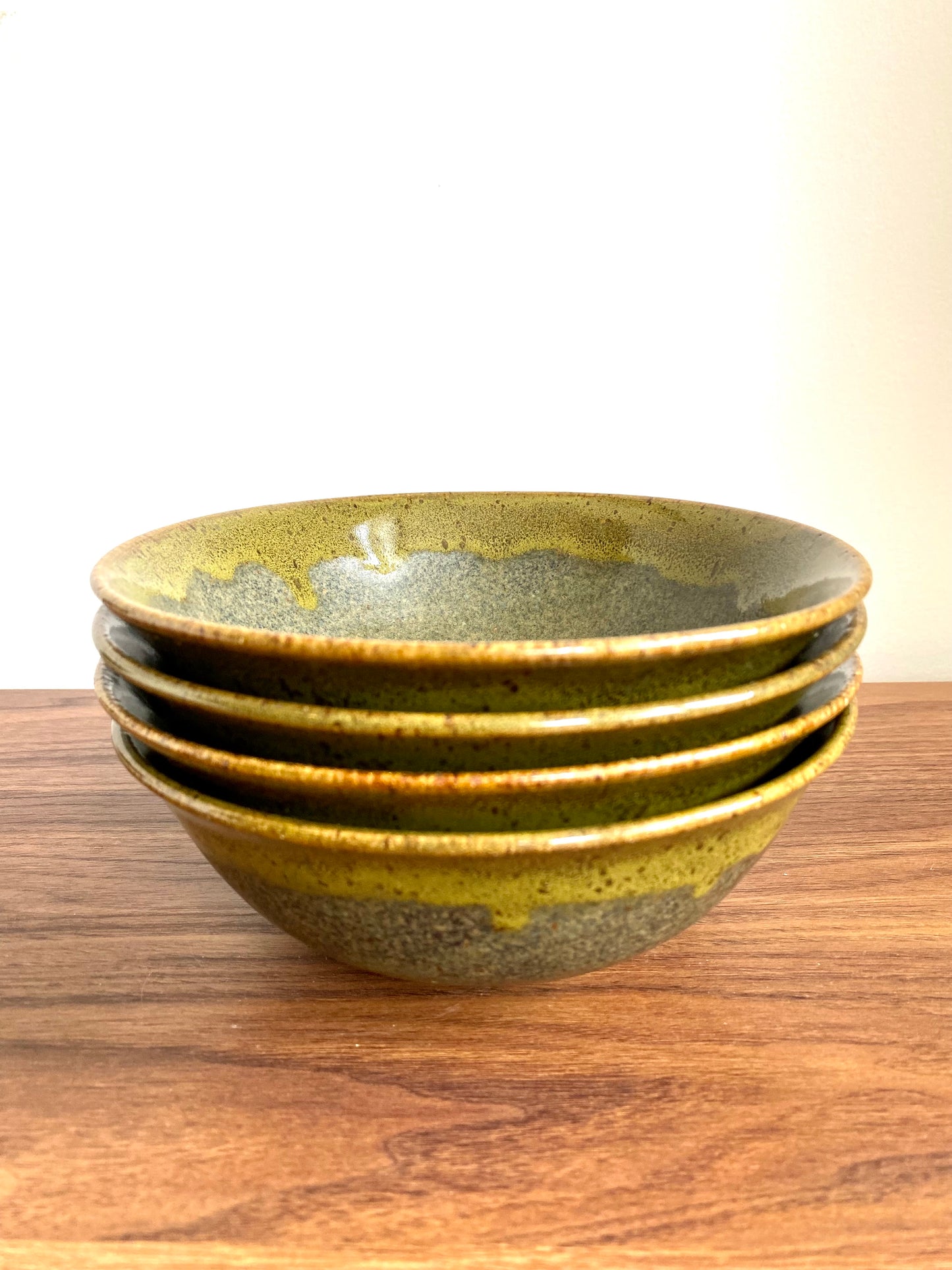 Small-medium stoneware bowls (set of 4)