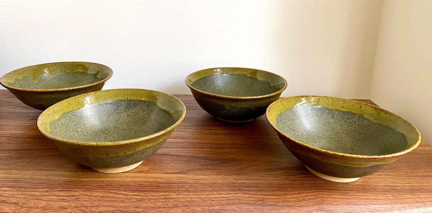 Small-medium stoneware bowls (set of 4)